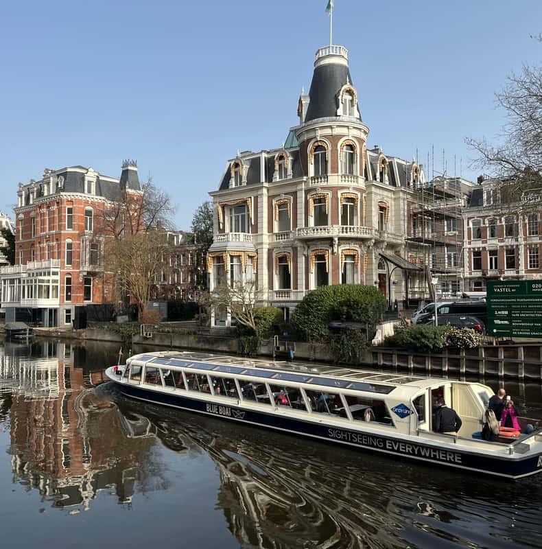 Amsterdam Layover: Walking Tour, Canal Cruise & Transfer